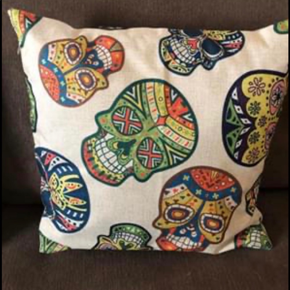 Sugar skull pillows with forms